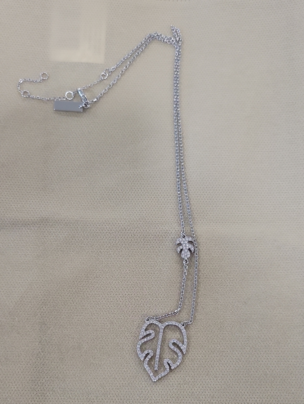 INC International Concepts Silver Leaf Outline Pendant Necklace